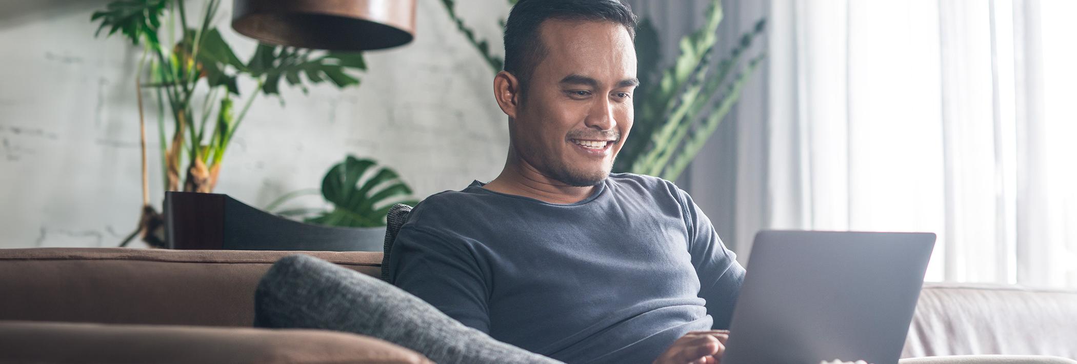 tips to keep stay safe when you use email and web